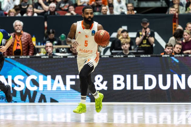GER, BKT EuroCup, Saison 2025 2026, Niners Chemnitz - Dolomiti Energia Trento. 04.02.2026, Messe, Chemnitz, GER, BKT EuroCup, Saison 2025 2026, Niners Chemnitz - Dolomiti Energia Trento. Corey Davis Jr. (Niners Chemnitz, 5) Foto Alexander Trienitz Chemnitz Messe Sachsen Deutschland