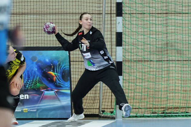 Torhüterin Nicola Czaja (Halle, 70), SV Union Halle-Neustadt vs. Borussia Dortmund, Alsco Handball Bundesliga Frauen, Saison 2025 26, 16. Spieltag, 04.02.2026 Halle SWH Arena Sachsen-Anhalt Deutschland