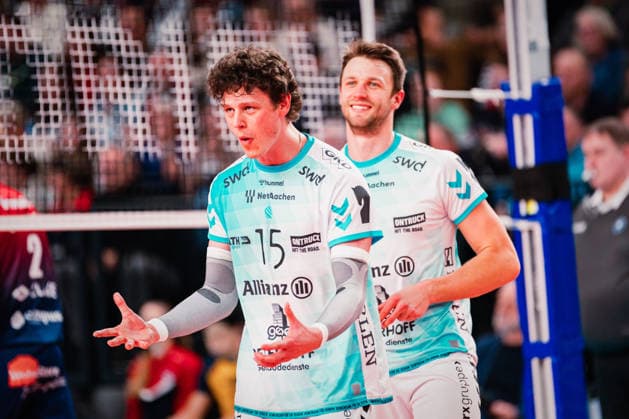 VBL: SVG Lüneburg vs. SWD powervolleys Düren, 04.02.205 Zachary Peter Hutcheson (15, SWD Powervolleys Düren) jubelt; Volleyball Bundesliga: SVG Lüneburg vs. SWD powervolleys Düren am 04.02.2026 in der LKH-Arena, Lüneburg Copyright: xBEAUTIFULxSPORTS Tonhäuserx