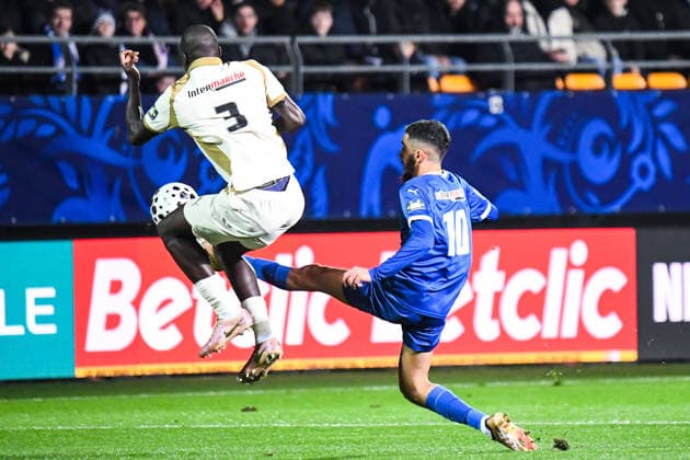 FOOTBALL : ESTAC Troyes vs RC Lens - Coupe de France - 8e de finale - 04 02 2026 Merwan Ifnaoui (ESTAC Troyes) Malang Sarr (RC Lens) TroyesFrance  Copyright: xBaptistexAutissierx