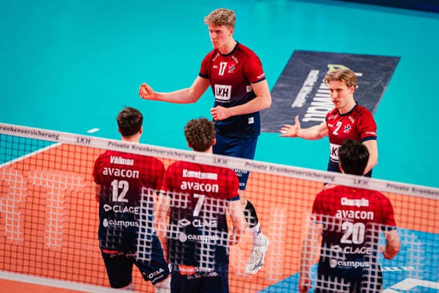 VBL: SVG Lüneburg vs. SWD powervolleys Düren, 04.02.205 Axel Enlund (SVG Lüneburg, 17) ballt die Faust; Volleyball Bundesliga: SVG Lüneburg vs. SWD powervolleys Düren am 04.02.2026 in der LKH-Arena, Lüneburg Copyright: xBEAUTIFULxSPORTS Tonhäuserx
