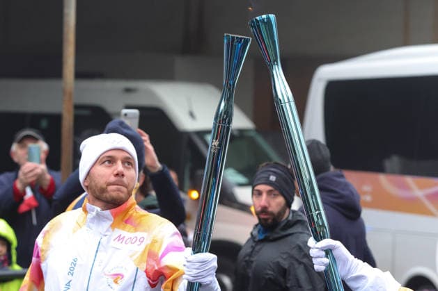 Milano Cortina 2026 - XXV Olympic Winter games, Winterspiele,Spiele, Summer games Sesto San Giovanni (MI) - Italy Thursday , February 5 , 2026 Journey of the Olympic Flame Milano Cortina 2026 to Milan  Copyright: xSergioxBisi IPAxSportx xipa-agency.netx xx IPA_70989142 IPA_Agency_IPA70989142