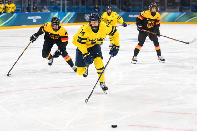 260205 Ida Karlsson of Sweden in the women s Ice hockey, Eishockey game between Sweden and Germany during day -1 of the 2026 Winter Olympics on February 5, 2026 in Milan. Photo: Carl Sandin BILDBYRAN kod CS CS0849 ishockey ice hockey Olympic Games, Olympische Spiele, Olympia, OS olympics winter olympics os ol olympiska spel vinter-os olympiske leker milano cortina 2026 milan cortina 2026 milano cortina 2026 olympic games milano cortina 2026 winter olympic games milano cortina-os milano cortina-ol vinter-ol -1 bbeng sverige tyskland *** 260205 Ida Karlsson of Sweden in the women s ice hockey game between Sweden and Germany during day 1 of the 2026 Winter Olympics on February 5, 2026 in Milan Photo Carl Sandin BILDBYRAN code CS CS0849 ice hockey olympic games olympics winter olympics os ol olympiska spel vinter os olympiske leker milano cortina 2026 milan cortina 2026 milano cortina 2026 olympic games milano cortina 2026 winter olympic games milano cortina os milano cortina ol vinter ol 1 bbeng sverige tyskland  Copyright: CARLxSANDIN BB260205CS038