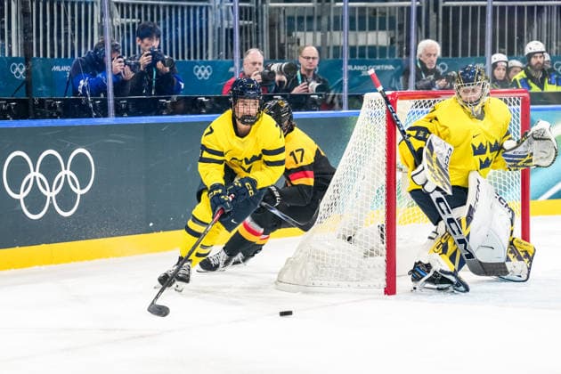 2026-02-05 - Milano Cortina 2026 Winter Olympics Women s Preliminary Round - Group B MILAN, ITALY - FEBRUARY 5: Mira Jungaker of Sweden during the Milano Cortina 2026 Winter Olympics Women s Preliminary Round - Group B match between Sweden and Germany at the Milano Rho Ice hockey, Eishockey Arena on February 5, 2026 in Milan, Italy Milan Milano Rho Ice Hockey Arena Italy Content not available for redistribution in The Netherlands directly or indirectly through any third parties. Copyright: xAndrexWeeningx