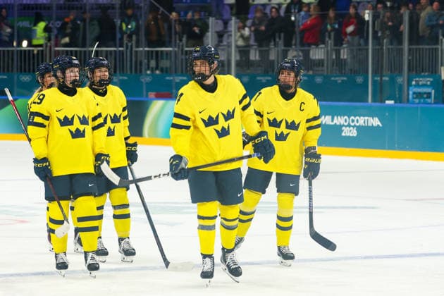 February 5, 2026, Milan, Lombardy, Italy: Swedish players celebrate winning Women s Preliminary Round Group B game between Team Sweden and Team Germany at the Milano Cortina 2026 Winter Olympic Games, Olympische Spiele, Olympia, OS Sweden won 4:1 against Germany. Milan Italy - ZUMAc179 20260205_oly_c179_063 Copyright: xMickaelxChavetx