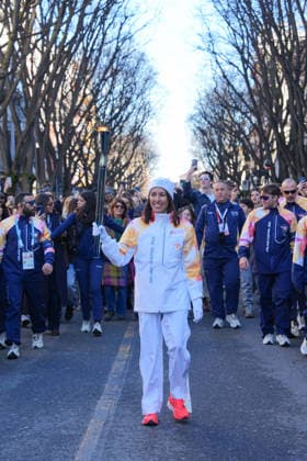 Arrivo e Partenza della fiaccola olimpica dal Villaggio Olimpico - Milano 05 02 2026 (foto Claudio Furlan LaPresse) Arrival and departure of the Olympic torch from the Olympic Village - Milan, 5 February 2026  Copyright: xClaudioxFurlan LaPressex
