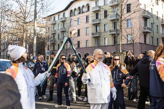 Olympic Flame arrives in Milan MILAN, ITALY – FEBRUARY 5: The Olympic Flame, carried by torchbearers, parades through the streets of Milan, Italy, on February 5, 2026. The flame departed from Olympia, Greece, on November 26, 2025, with the lighting of the traditional bonfire, before embarking on a relay that lasted over two months, covering a route of approximately 12,000 kilometers through more than 300 municipalities. Andrea Carrubba Anadolu Milan Italy. Editorial use only. Please get in touch for any other usage.  Copyright: x2026xAnadoluxAndreaxCarrubbax