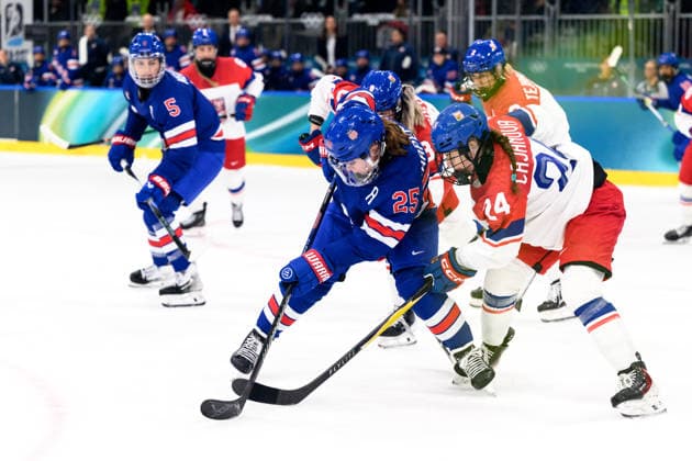 260205 Alex Carpenter of USA and Sara Cajanova Czech Republic in the women s Ice hockey, Eishockey game between USA and Czech Republic during day -1 of the 2026 Winter Olympics on February 5, 2026 in Milan. Photo: Carl Sandin BILDBYRAN kod CS CS0851 ishockey ice hockey Olympic Games, Olympische Spiele, Olympia, OS olympics winter olympics os ol olympiska spel vinter-os olympiske leker milano cortina 2026 milan cortina 2026 milano cortina 2026 olympic games milano cortina 2026 winter olympic games milano cortina-os milano cortina-ol vinter-ol -1 bbeng *** 260205 Alex Carpenter of USA and Sara Cajanova Czech Republic in the women s ice hockey game between USA and Czech Republic during day 1 of the 2026 Winter Olympics on February 5, 2026 in Milan Photo Carl Sandin BILDBYRAN kod CS CS0851 ishockey ice hockey olympic games olympics winter olympics os ol olympiska spel vinter os olympiske leker milano cortina 2026 milan cortina 2026 milano cortina 2026 olympic games milano cortina 2026 winter olympic games milano cortina os milano cortina ol vinter ol 1 bbeng  Copyright: CARLxSANDIN BB260205CS096