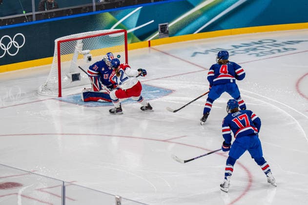 February 5, 2026, Milano, Lombardia, Italy: Plosova Tereza (cze) during the Winter Olympic Games, Olympische Spiele, Olympia, OS Milano Cortina 2026, at the Milano Rho Ice hockey, Eishockey Arena, on February 5, 2026 in Milano, Italy Milano Italy - ZUMAm345 20260205_zsp_m345_046 Copyright: xFedericoxManonix