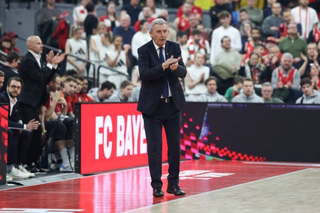 Svetislav Pesic (FC Bayern Basketball, Chef-Trainer) gestikuliert, GER, FC Bayern Basketball vs. AS Monaco, Basketball, Euroleague, 27. Spieltag, Saison 2025 2026, 05.02.2026, GER, FC Bayern Basketball vs. AS Monaco, Basketball, Euroleague, 27. Spieltag, Saison 2025 2026, 05.02.2026 Muenchen Copyright: xEibner-Pressefoto JennixMaulx EP_JML