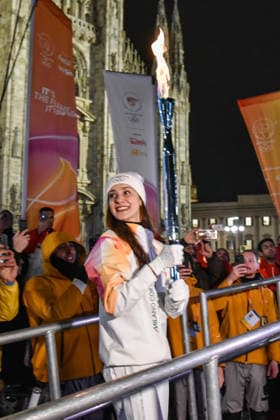February 5, 2026, Milano, MI: L™arrivo della fiaccola olimpica per Milano Cortina 2026 portata da Nicoletta Manni e l™accensione del braciere in piazza Duomo, Milano 5 Febbraio 2026.ANSA MATTEO CORNER.----.The arrival of the Olympic torch for Milan Cortina 2026 carried by Nicoletta Manni and the lighting of the brazier in Piazza Duomo, Milan, February 5, 2026.ANSA MATTEO CORNER L™Arrivo Della Fiaccola Olimpica In Piazza Duomo A Mlano  - ZUMAa110 20260205_zaf_a110_029 Copyright: xMatteoxCornerx