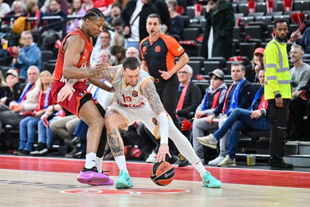 EuroLeague Baketball; FC Bayern München Basketball - AS Monaco Basket, 05.02.2026 MUNICH, GERMANY - 05. FEBRUARY: im Duell David McCORMACK (FC Bayern Basketball 33) und Daniel THEIS (AS Monaco Basket 10) während dem Match zwischen dem FC Bayern Basketball und dem AS Monaco Basket am 27. Spieltag der EuroLeague im SAP GARDEN Copyright: xBEAUTIFULxSPORTS Goldbergx