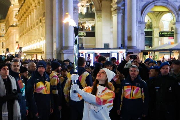 ITALY, MILAN - FEBRUARY 5, 2026: La Scala Theatre Ballet prima ballerina Nicoletta Manni is seen during a ceremony marking the arrival of the Milano Cortina 2026 Olympic Flame at Piazza del Duomo. The two-month Olympic Torch Relay, which started in December 2025, followed a 12,000 km route across Italy finally reaching Milan on 5 February 2026 2026 Winter Olympics: Olympic Torch Arrives In Milan  - ZUMAt113 20260205_zaa_t113_432 Copyright: xPeterxKovalevx