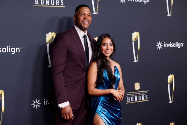 RECORD DATE NOT STATED Michael Strahan and Diana Flores arrive on the red carpet at the 2026 NFL, American Football Herren, USA Honors presented by Invisalign in the days leading up to Super Bowl LX in San Francisco on Thursday, February 5, 2026. The New England Patriots will play the Seattle Seahawks in Super Bowl LX at Levi s Stadium in Santa Clara on Sunday, February 8, 2026.  SBP20260205372 JOHNxANGELILLO