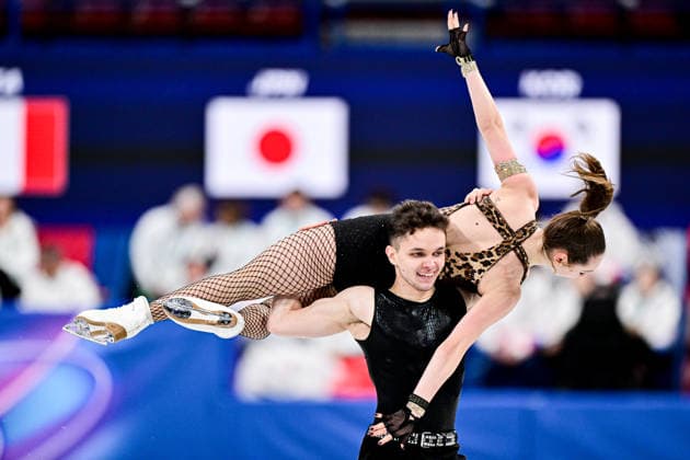 Sofiia DOVHAL & Wiktor KULESZA (POL), during Team Event - Ice Dance Rhythm Dance, at the Olympic Winter games, Winterspiele,Spiele, Summer games Milano Cortina 2026, at Milano Ice Skating Arena, on February 6, 2026 in Milan, Italy. Noxthirdxpartyxsales  aflo_318666364