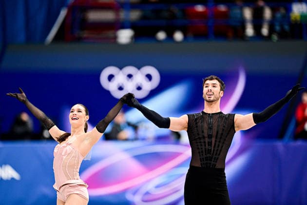 Laurance FOURNIER BEAUDRY & Guillaume CIZERON (FRA), during Team Event - Ice Dance Rhythm Dance, at the Olympic Winter games, Winterspiele,Spiele, Summer games Milano Cortina 2026, at Milano Ice Skating Arena, on February 6, 2026 in Milan, Italy. Noxthirdxpartyxsales  aflo_318667307