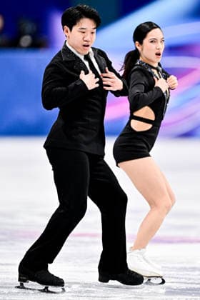 Hannah LIM & Ye QUAN (KOR), during Team Event - Ice Dance Rhythm Dance, at the Olympic Winter games, Winterspiele,Spiele, Summer games Milano Cortina 2026, at Milano Ice Skating Arena, on February 6, 2026 in Milan, Italy. Noxthirdxpartyxsales  aflo_318669491