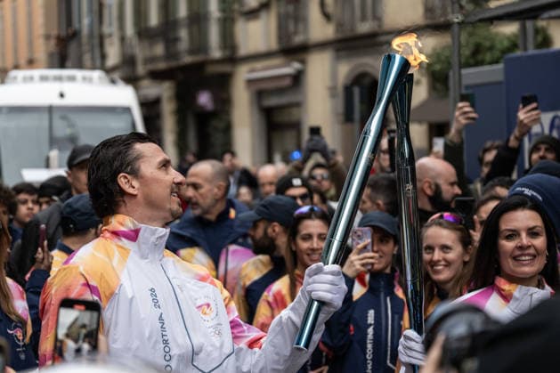 260206 Former football player Zlatan Ibrahimovic of Sweden carrying the Olympic Flame during the final day of the torch relay of the 2026 Winter Olympics on February 6, 2026 in Milan. Photo: Joel Marklund BILDBYRAN kod JM JM0782 bbeng Olympic Games, Olympische Spiele, Olympia, OS olympics winter olympics os ol olympiska spel vinter-os olympiske leker milano cortina 2026 milan cortina 2026 milano cortina 2026 olympic games milano cortina 2026 winter olympic games milano cortina-os milano cortina-ol vinter-ol fackelstafett sverige fotboll fotball football *** 260206 Former football player Zlatan Ibrahimovic of Sweden carrying the Olympic Flame during the final day of the torch relay of the 2026 Winter Olympics on February 6, 2026 in Milan Photo Joel Marklund BILDBYRAN kod JM JM0782 bbeng olympic games olympics winter olympics os ol olympiska spel vinter os olympiske leker milano cortina 2026 milan cortina 2026 milano cortina 2026 olympic games milano cortina 2026 winter olympic games milano cortina os milano cortina ol vinter ol torch relay sverige fotboll fotboll football football  Copyright: JOELxMARKLUND BB260206JM003