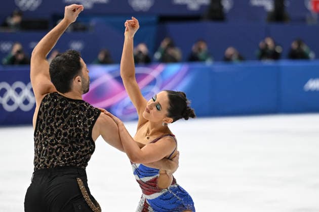 (GBR) FEAR Lilah GIBSON Lewis during Figure skating, Eiskunstlauf - TEAM competition Dance - Rhythmic Dance, Olympic Winter games, Winterspiele,Spiele, Summer games Milano-Cortina 2026 in Milano, Italy, February 06 2026  Copyright: xFilippoxTomasi IPAxSportx xipa-agency.netx xx IPA_71025877 IPA_Agency_IPA71025877