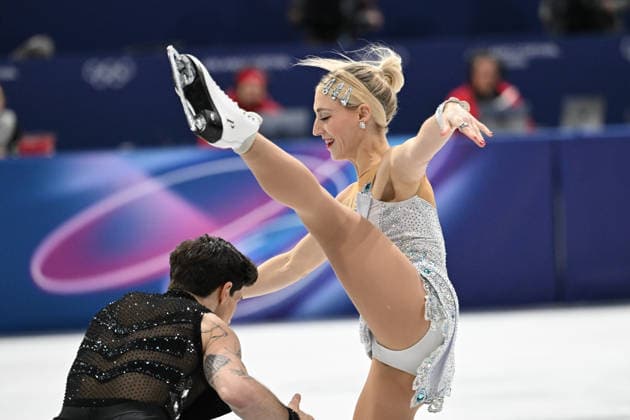 GILLES Piper POIRIER Paul (CAN) during Figure skating, Eiskunstlauf - TEAM competition Dance - Rhythmic Dance, Olympic Winter games, Winterspiele,Spiele, Summer games Milano-Cortina 2026 in Milano, Italy, February 06 2026  Copyright: xFilippoxTomasi IPAxSportx xipa-agency.netx xx IPA_71026683 IPA_Agency_IPA71026683