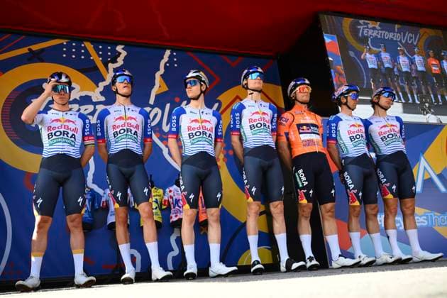 Tour of Valencia 2026 Stage 3 SAN VINCENT DEL RASPEIG, SPAIN - FEBRUARY 06 : Evenepoel Remco (BEL) of Red Bull BORA Hansgrohe and teammates during stage 3 of the 77th edition of Volta a la Comunitat Valenciana an UCI ProSeries 2.Pro cycling road race stage for Men Elite of 158.2 km with start in Orihuela and finish in San Vincent Del Raspeig on February 6, 2026 in San Vincent Del Raspeig, Spain, 06 02 2026 San Vincent Del Raspeig Spain  Copyright: xVincentxKalutx