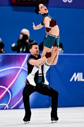 Charlene GUIGNARD & Marco FABBRI (ITA), during Team Event - Ice Dance Rhythm Dance, at the Olympic Winter games, Winterspiele,Spiele, Summer games Milano Cortina 2026, at Milano Ice Skating Arena, on February 6, 2026 in Milan, Italy. Noxthirdxpartyxsales  aflo_318676947