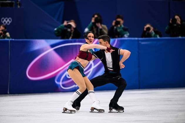 MILANO, ITALY - 6 FEBRUARY, 2026: ITA, GUIGNARD Charlene, FABBRI Marco - Olympics, Figure skating, Eiskunstlauf Team Event Ice Dance - Rhythm Dance  Copyright: xVITALIIxKLIUIEVx