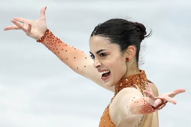 ITALY, MILAN - FEBRUARY 6, 2026: Madeline Schizas of Canada performs her routine in the women s singles skating short programme of the team Figure skating, Eiskunstlauf event at Milano Ice Skating Arena as part of the 2026 Winter Olympic Games, Olympische Spiele, Olympia, OS 2026 Winter Olympics: Team Figure Skating, Rhythm Dance  - ZUMAt113 20260206_zaa_t113_274 Copyright: xMikhailxTereshchenkox