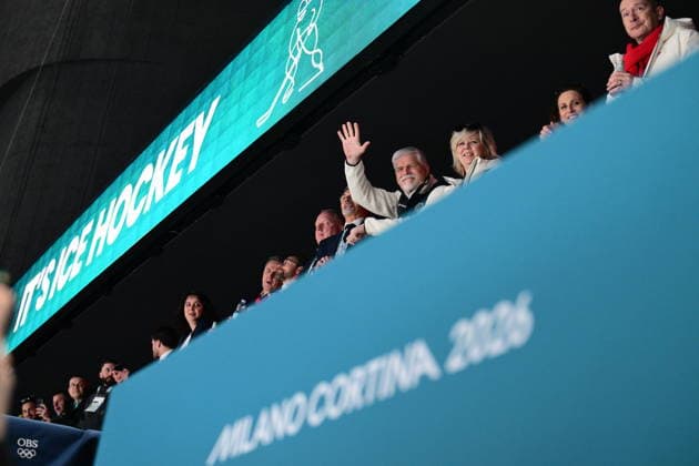 Czech President Petr Pavel and his wife Eva Pavlova watch the women s Ice hockey, Eishockey match of Group A: Czechia vs Switzerland, at the Milano Cortina 2026 Winter Olympic Games, Olympische Spiele, Olympia, OS in Milan, Italy, on February 6, 2026. (CTKxPhoto MichalxKamaryt) CTKPhotoP2026020606664  CTKPhotoP2026020606664