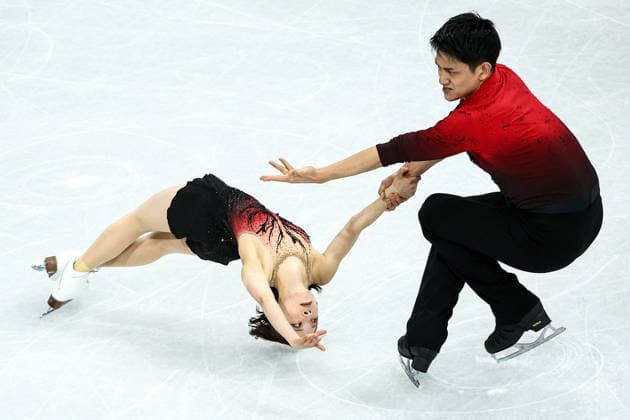 ITALY, MILAN - FEBRUARY 6, 2026: Pair skaters Riku Miura and Ryuichi Kihara of Japan perform their routine in the pair skating short programme of the team Figure skating, Eiskunstlauf event at Milano Ice Skating Arena as part of the 2026 Winter Olympic Games, Olympische Spiele, Olympia, OS Mikhail Tereshchenko TASS  88280196