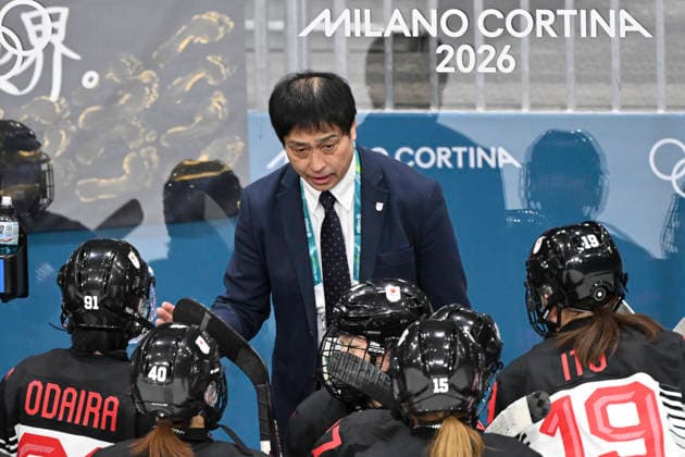 Yuji IIzuka (JPN), Head coach Japan, Ice hockey, Eishockey - Women Prelim.Round Group B FRA 2 - 3 JPN (France 2- 3 Japan) at the Milano Ice Hockey Park during the Milano Cortina 2026 Olympic Winter games, Winterspiele,Spiele, Summer games 07 February 2026, Milan, Italy. Noxthirdxpartyxsales  aflo_318695308