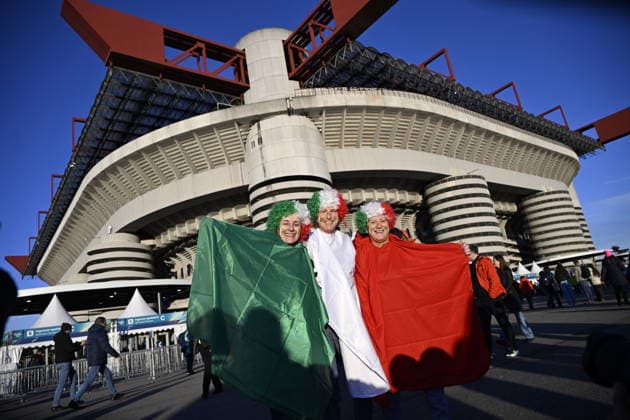 Winter Olympics - Supporter Arrive at Opening Ceremony Italian supporters arrive at San Siro stadium (Milano Olympic Stadium) ahead of the opening ceremony of the Milano Cortina 2026 Winter Olympic Games, Olympische Spiele, Olympia, OS in Milan on February 6, 2026. Photo by JMP ABACAPRESS.COM Milan Italy  Copyright: xJMP ABACAx