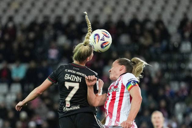 Google Pixel Frauen-Bundesliga: SC Freiburg vs. FC Bayern München, 06.02.2026 Giulia Gwinn (FC Bayern München, 7) mit einem Kopfballduell mit Lisa Karl (SC Freiburg, 2) Google Pixel Frauen-Bundesliga: SC Freiburg vs. FC Bayern München, Dreisamstadion, 06.02.2026 DFB DFL REGULATIONS PROHIBIT ANY USE OF PHOTOGRAPHS AS IMAGE SEQUENCES AND OR QUASI-VIDEO. Copyright: xBEAUTIFULxSPORTS Boscox