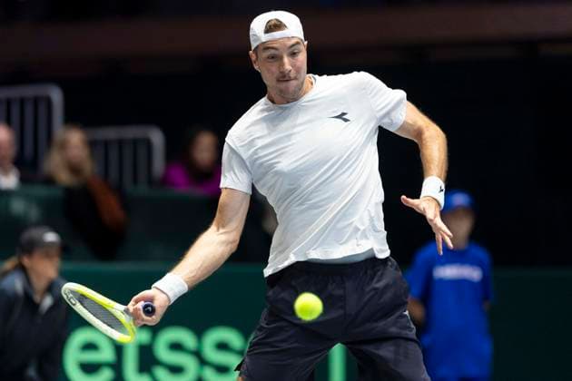 Davis Cup: Deutschland - Peru, 06.02.2026 Jan-Lennard Struff (GER) während des Davis Cup Davis Cup: Deutschland - Peru im CASTELLO am February 6, 2026 in Duesseldorf, Germany. Copyright: xBEAUTIFULxSPORTS KennyxBeelex