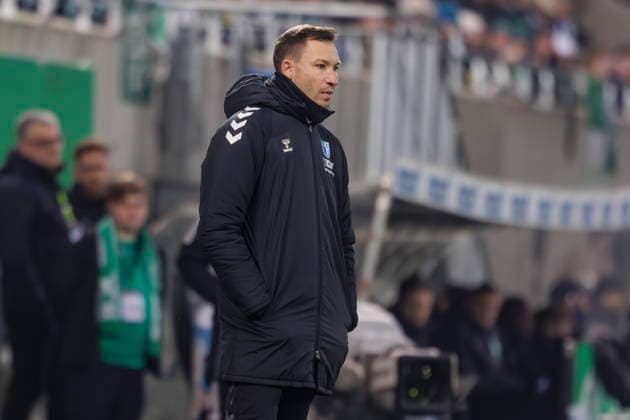 Fürth, Deutschland 06. Februar 2026: 2. Liga - 2025 2026 - SpVgg Greuther Fürth vs. 1. FC Magdeburg Im Bild: Trainer Pascal Ibold (FCM) DFL regulations prohibit any use of photographs as image sequences and or quasi-video Sportpark Ronhof Bayern