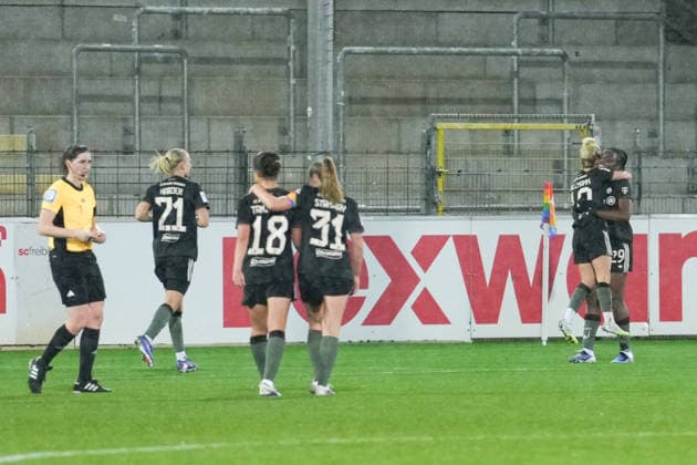 Google Pixel Frauen-Bundesliga: SC Freiburg vs. FC Bayern München, 06.02.2026 Torjubel zum 1:3 durch Edna Imade (FC Bayern München, 29) Google Pixel Frauen-Bundesliga: SC Freiburg vs. FC Bayern München, Dreisamstadion, 06.02.2026 DFB DFL REGULATIONS PROHIBIT ANY USE OF PHOTOGRAPHS AS IMAGE SEQUENCES AND OR QUASI-VIDEO. Copyright: xBEAUTIFULxSPORTS Boscox