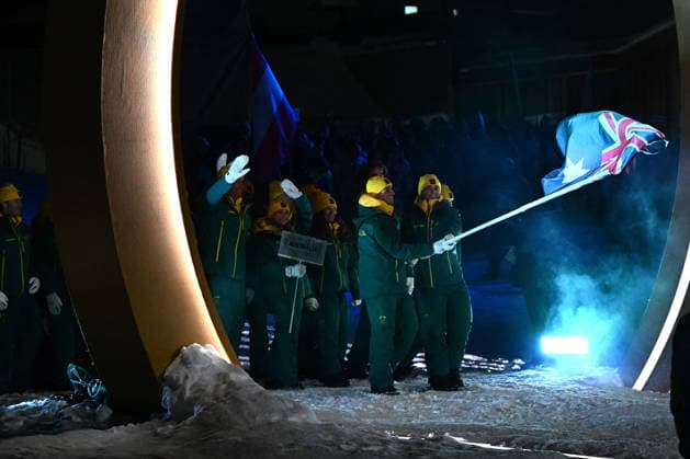 2026 WINTER Olympic Games, Olympische Spiele, Olympia, OS Flagbearers Matt Graham and Jakara Anthony lead team Australia during the Opening Ceremony of the 2026 Milano Cortina Winter Olympic Games at Livigno Snow Park, in Italy, Friday, February 6, 2026. ( NO ARCHIVING, EDITORIAL USE ONLY LVIGNO SONDRIO ITALY  Copyright: xDANxHIMBRECHTSx 20260207123765465896