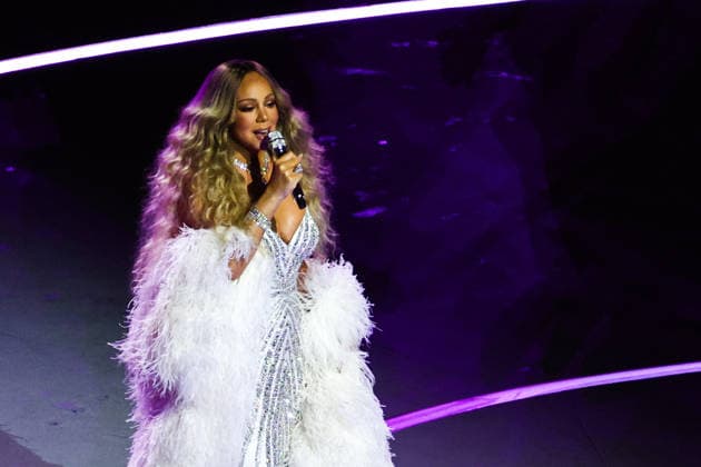 ITALY, MILAN - FEBRUARY 6, 2026: Singer Mariah Carey performs during a ceremony to open the 2026 Winter Olympic Games, Olympische Spiele, Olympia, OS at San Siro Stadium Opening Ceremony For 2026 Winter Olympic Games  - ZUMAt113 20260206_zaa_t113_488 Copyright: xMikhailxTereshchenkox