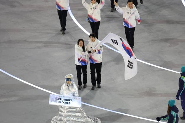 Winter Olympics - Opening Ceremony - Milan Team South of Korea at the Opening ceremony of the Milano Cortina 2026 Winter Olympic Games, Olympische Spiele, Olympia, OS at San Siro stadium (Milano Olympic Stadium), in Milan on February 6, 2026. Photo by Alexis Jumeau ABACAPRESS.COM Milan Italy  Copyright: xJumeauxAlexis ABACAx