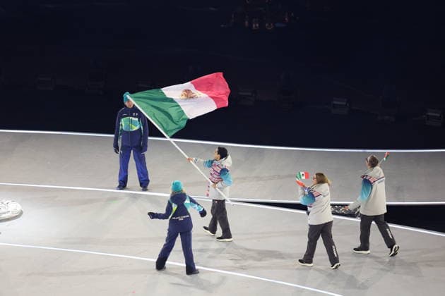Winter Olympics - Opening Ceremony - Milan Team Mexico at the Opening ceremony of the Milano Cortina 2026 Winter Olympic Games, Olympische Spiele, Olympia, OS at San Siro stadium (Milano Olympic Stadium), in Milan on February 6, 2026. Photo by Alexis Jumeau ABACAPRESS.COM Milan Italy  Copyright: xJumeauxAlexis ABACAx