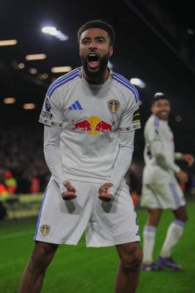 Leeds United v Nottingham Forest, Premier League Jayden Bogle of Leeds United celebrates goal by Dominic Calvert-Lewin of Leeds United during the Premier League match between Leeds United and Nottingham Forest at Elland Road, Leeds, UK on 6 February 2026. Leeds Elland Road West Yorkshire UK Editorial use only DataCo restrictions apply See www.football-dataco.com , Copyright: xAlunxRobertsx PSI-23686-0074