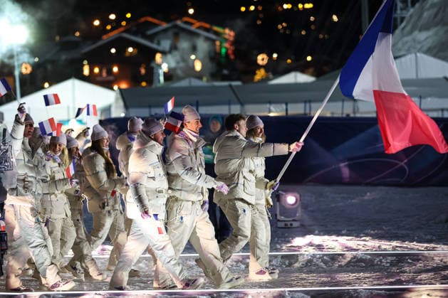 GIOCHI OLIMPICI - Olimpiadi Invernali Milano-Cortina 2026 - Livigno - Opening Ceremony Parade of athletes of France during the Opening Ceremony of the Olympic Winter games, Winterspiele,Spiele, Summer games Milano-Cortina 2026 on February 06, 2026 in Livigno, Italy Cortina D Ampezzo Italy  Copyright: xIPAxSport ABACAx