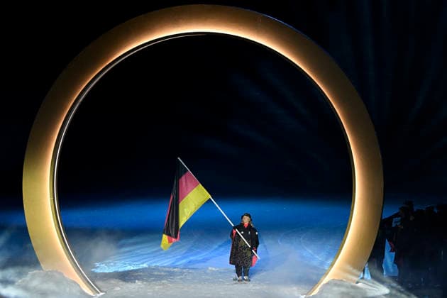SCHMID Katharina Team Deutschland Fahnenträgerin der Deutschen Mannschaft in Predazzo Olympische Eroeffnungsfeier 2026 in Predazzo Olympics - Olympische Winterspiele 2026 Mailand - Cortina 06 - 22 Februar 2026 in Italien am 06.02.2026 in Predazzo *** SCHMID Katharina Team Germany Flag bearer of the German team in Predazzo Olympic Opening Ceremony 2026 in Predazzo Olympics Olympic Winter Games 2026 Milan Cortina 06 22 February 2026 in Italy on 06 02 2026 in Predazzo Copyright: xx
