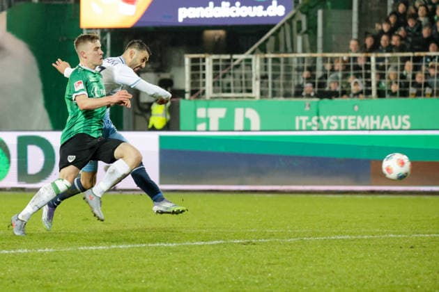 06.02.2026, xgrfx, Fussball 2.Bundesliga, Preußen Münster - VfL Bochum v.l. Jano Ter Horst (Preußen Münster), Gerrit Holtmann (VfL Bochum) (DFL DFB REGULATIONS PROHIBIT ANY USE OF PHOTOGRAPHS as IMAGE SEQUENCES and or QUASI-VIDEO) Münster