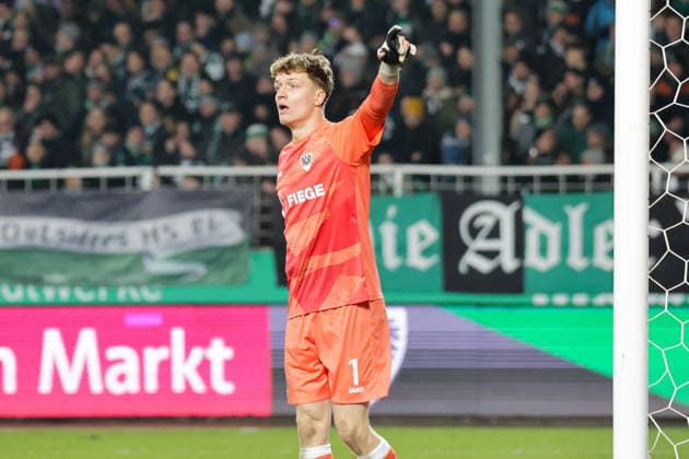 06.02.2026, xgrfx, Fussball 2.Bundesliga, Preußen Münster - VfL Bochum v.l. Johannes Schenk (Preußen Münster) (DFL DFB REGULATIONS PROHIBIT ANY USE OF PHOTOGRAPHS as IMAGE SEQUENCES and or QUASI-VIDEO) Münster