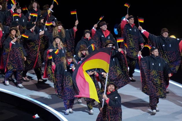February 6, 2026, Milan, ITALY: Germany s delegation arrives during the opening ceremony at the Milan Cortina Winter Olympics, in Milan, Friday, Feb. 6, 2026. Canada News - February 6, 2026  - ZUMAc35_ 20260206_zaf_c35_187 Copyright: xDarrylxDyckx