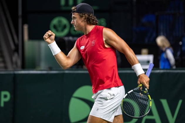 February 6, 2026, Vancouver, Bc, CANADA: Canada s Liam Draxl celebrates winning a point against Brazil s Joao Lucas Reis Da Silva during the first set of a Davis Cup Qualifiers tennis singles match in Vancouver, on Friday, Feb. 6, 2026. Canada News - February 6, 2026  - ZUMAc35_ 20260206_zaf_c35_276 Copyright: xEthanxCairnsx