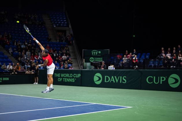 February 6, 2026, Vancouver, Bc, CANADA: Canada s Liam Draxl serves to Brazil s Joao Lucas Reis Da Silva during the first set of a Davis Cup Qualifiers tennis singles match in Vancouver, on Friday, Feb. 6, 2026. Canada News - February 6, 2026  - ZUMAc35_ 20260206_zaf_c35_292 Copyright: xEthanxCairnsx