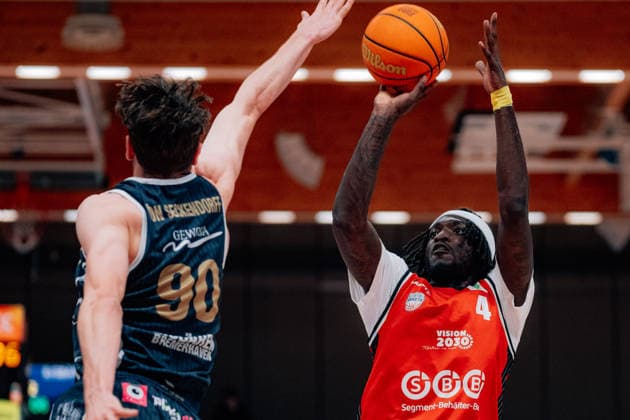 BB-2BL SBB Baskets - Eisbaeren Bremerhaven DeVondre Malik (SBB Baskets) waehrend der Saison 2025-2026 in der 2. Barmer Basketball Bundesliga Pro A am 21. Spieltag SBB Baskets und Eisbaeren Bremerhaven in der Wolfgang-Lakenmacher-Halle am 6. February 2026 in Magdeburg, Sachsen Anhalt, Deutschland