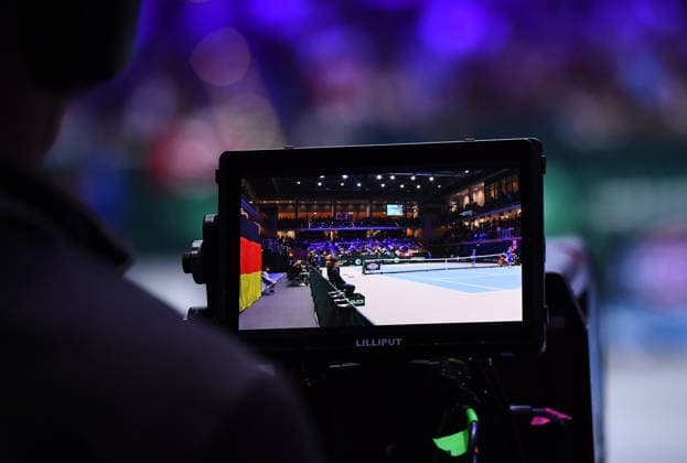 Tennis Davis Cup 2026: Deutschland - Peru am 06.02.2026 im Castello in Düsseldorf Die TV Kamera zeigt den Court Nordrhein-Westfalen Deutschland